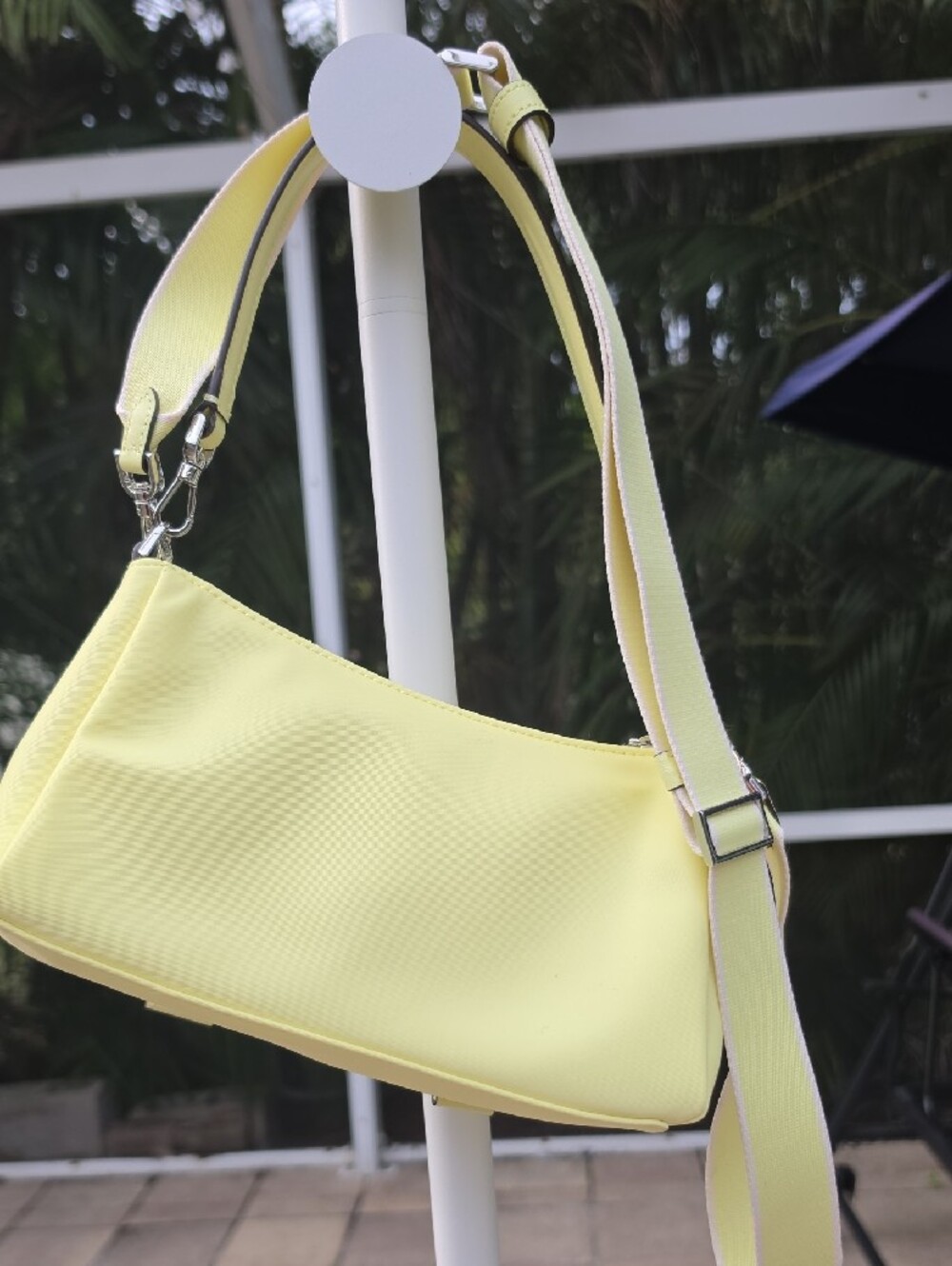 Kate Spade 'Carter Nylon Cargo' Yellow Shoulder Bag with Daisy Charm - Picture 3 of 7